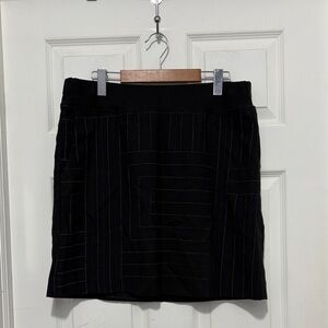 Sandwich Black Mini Skirt with Geometric Design